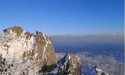 白山景点秃顶山_白山市老秃顶草原景区